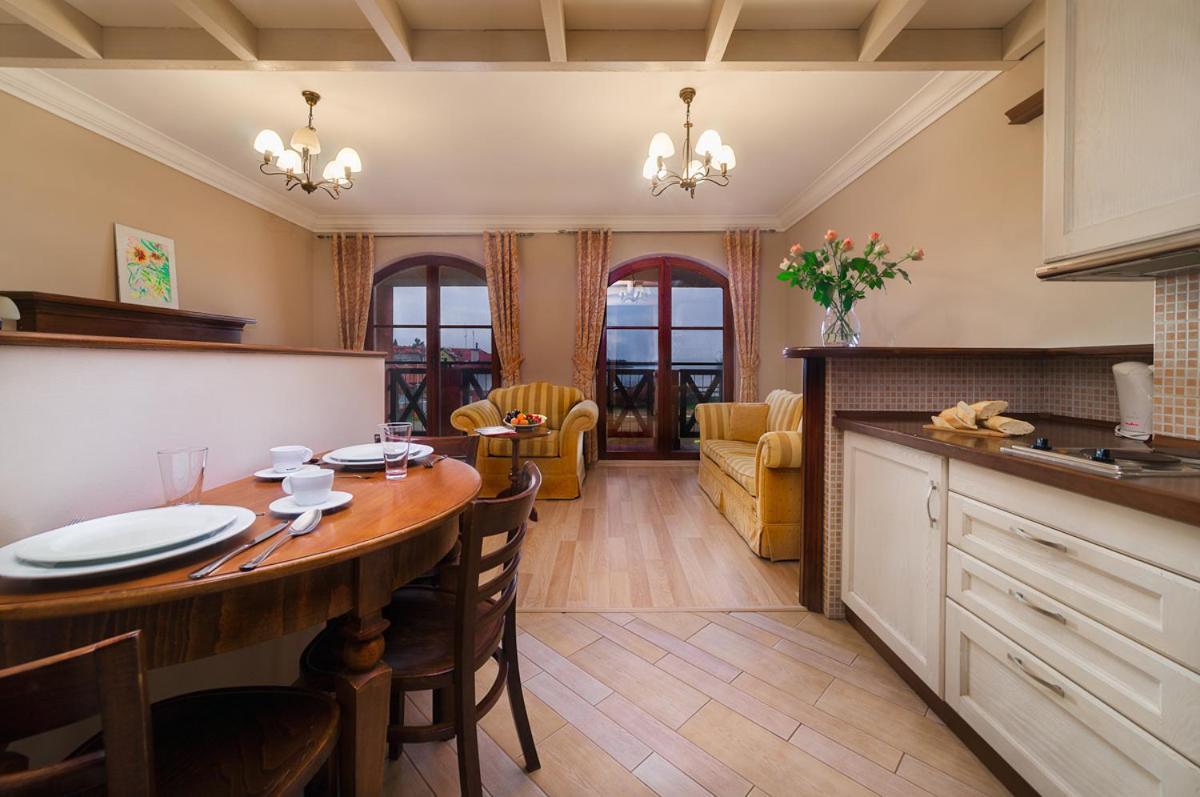 Apartamenty Portowe Міколайкі Екстер'єр фото